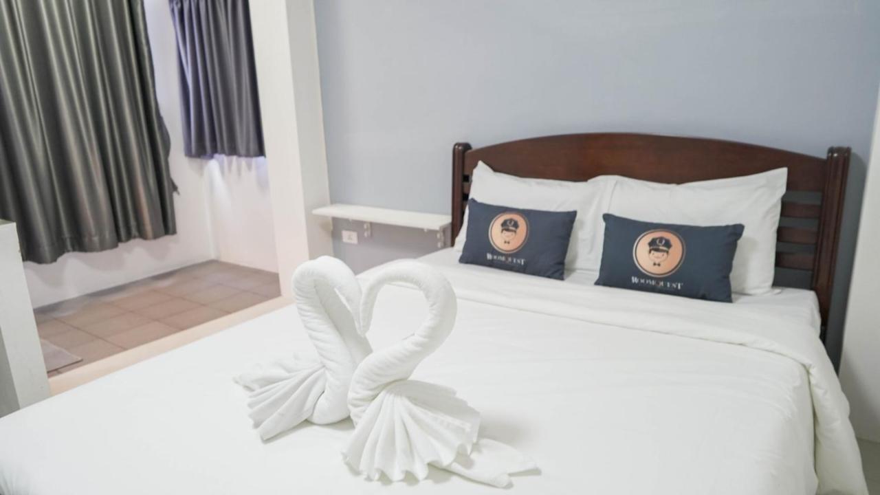 RoomQuest Suvarnabhumi Ladkrabang 42 Bangkok Bagian luar foto